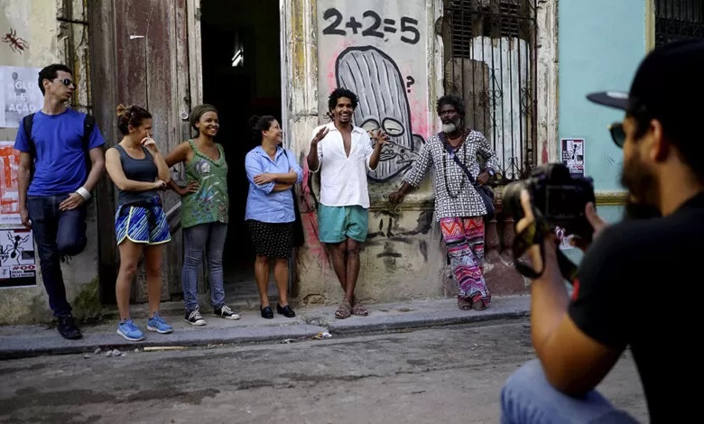 Voces Del Acuartelamiento Cultura X Cuba