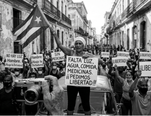 Mirar las Protestas: Crónica del Estallido Silencioso