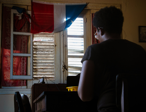 Beatriz Pérez, desde el Vedado: “El cacerolazo es algo hermoso, ya que es una cosa de barrio”